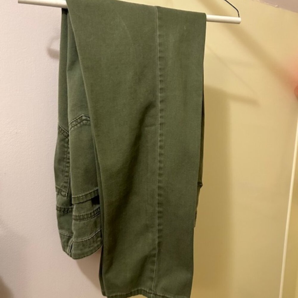 Basic Editions Lightweight Straight Leg Women's size 12 Jeans, Olive/Khaki Green
